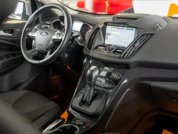 Ford Kuga 2 0 TDCI PowerShift