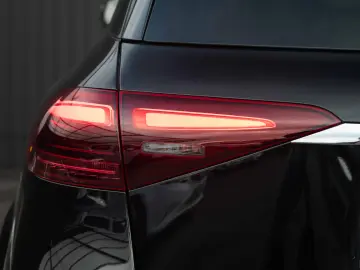 Mercedes-Benz GLE 350 de 4MATIC 9G-TRONIC AMG Line