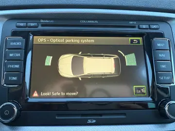 Skoda Octavia   An 2012  1 6 D