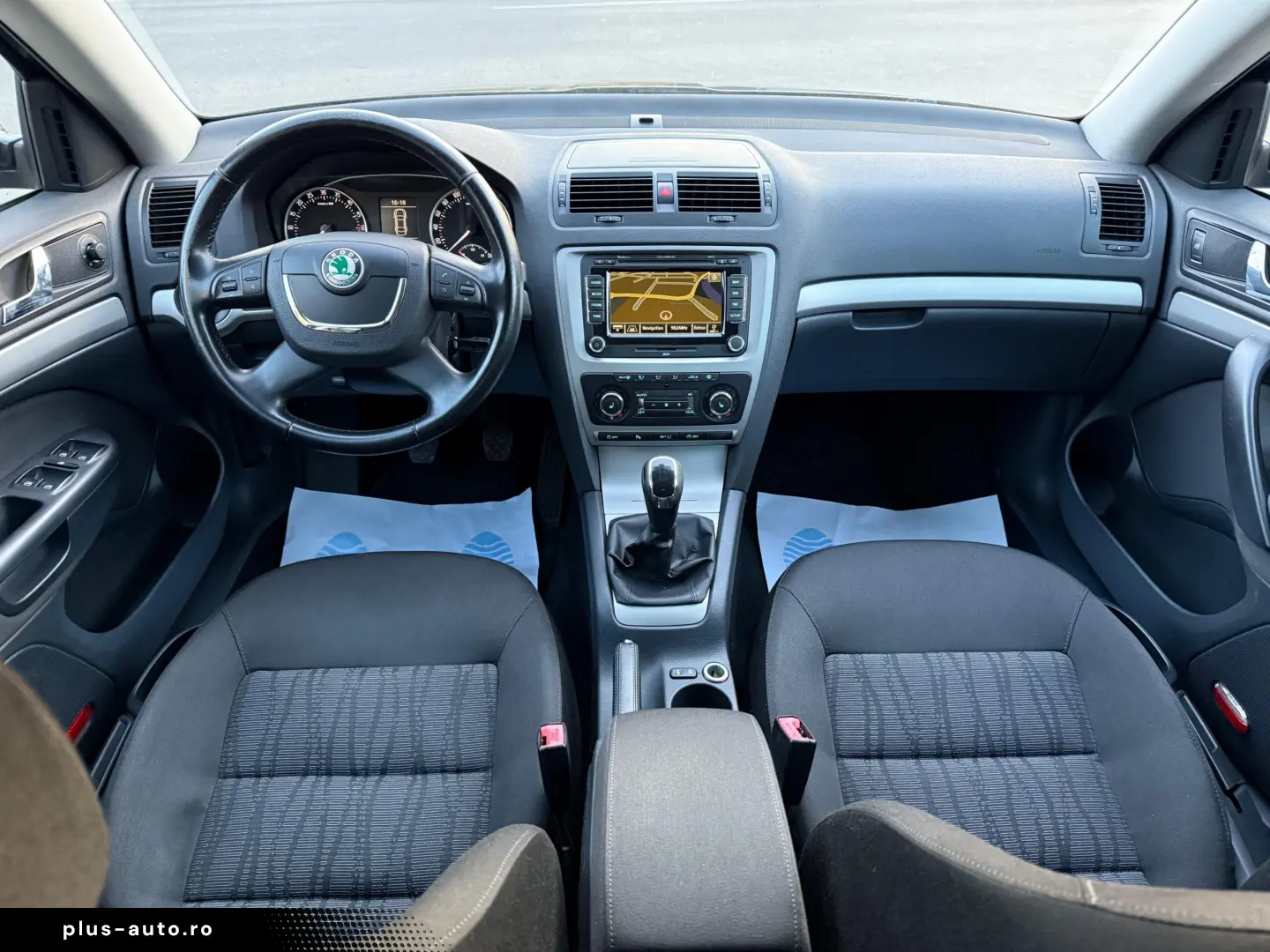 Skoda Octavia   An 2012  1 6 D