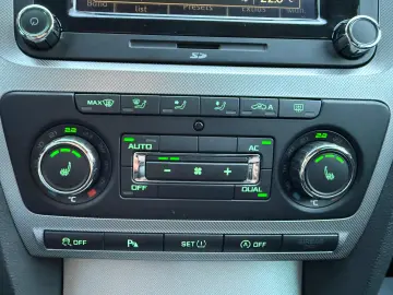 Skoda Octavia   An 2012  1 6 D