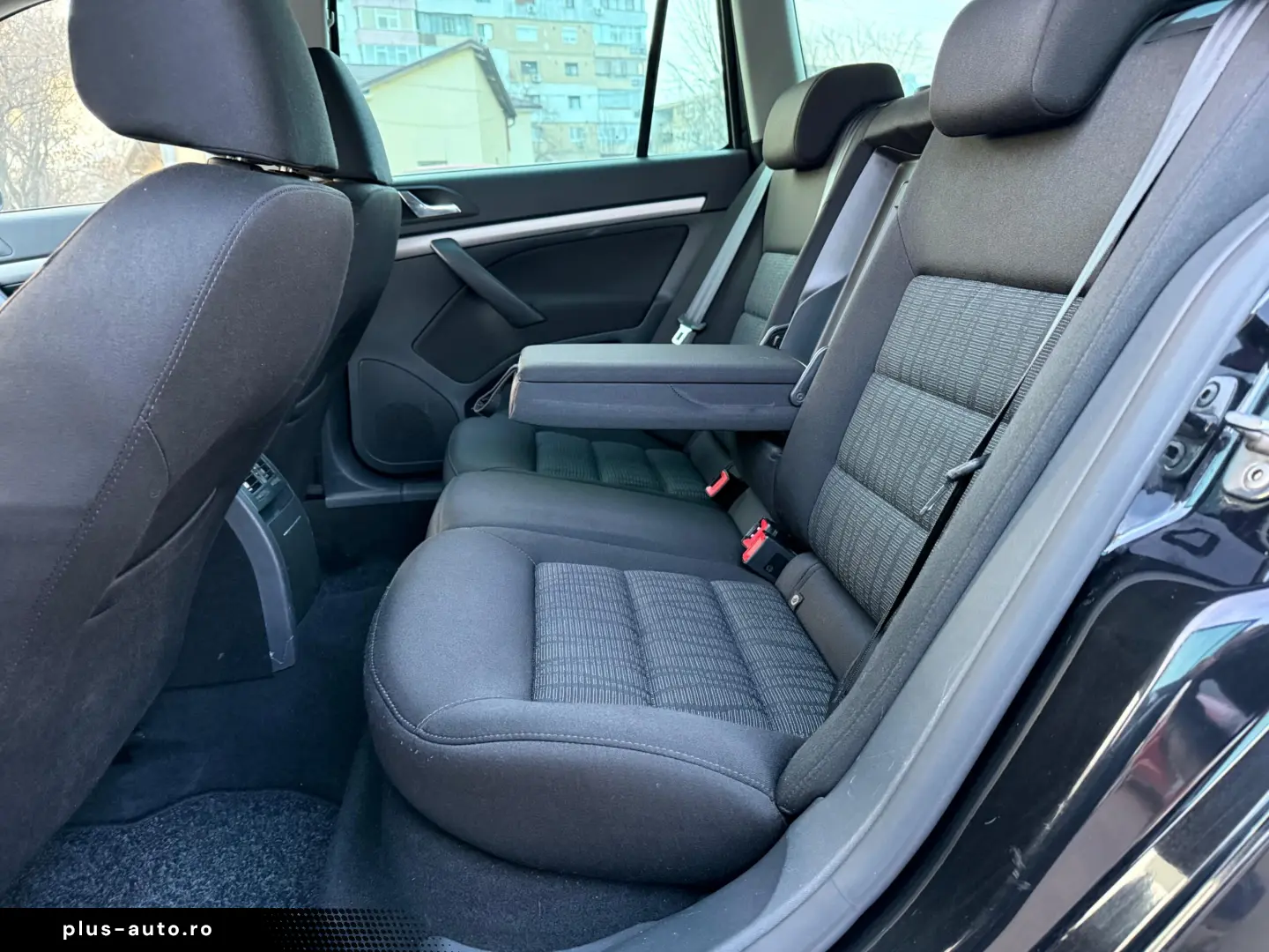 Skoda Octavia   An 2012  1 6 D