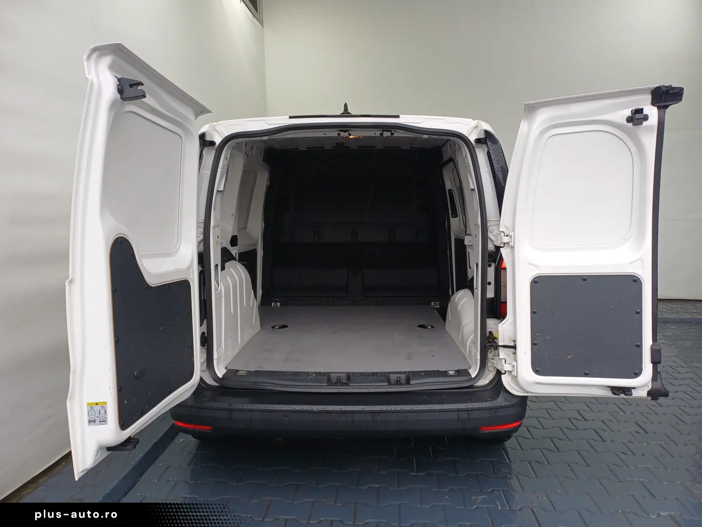 Volkswagen Caddy Cargo 2.0 TDI 122 CP