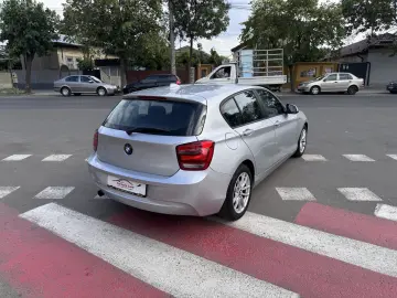 BMW Seria 1   Bi-Xenon   2013