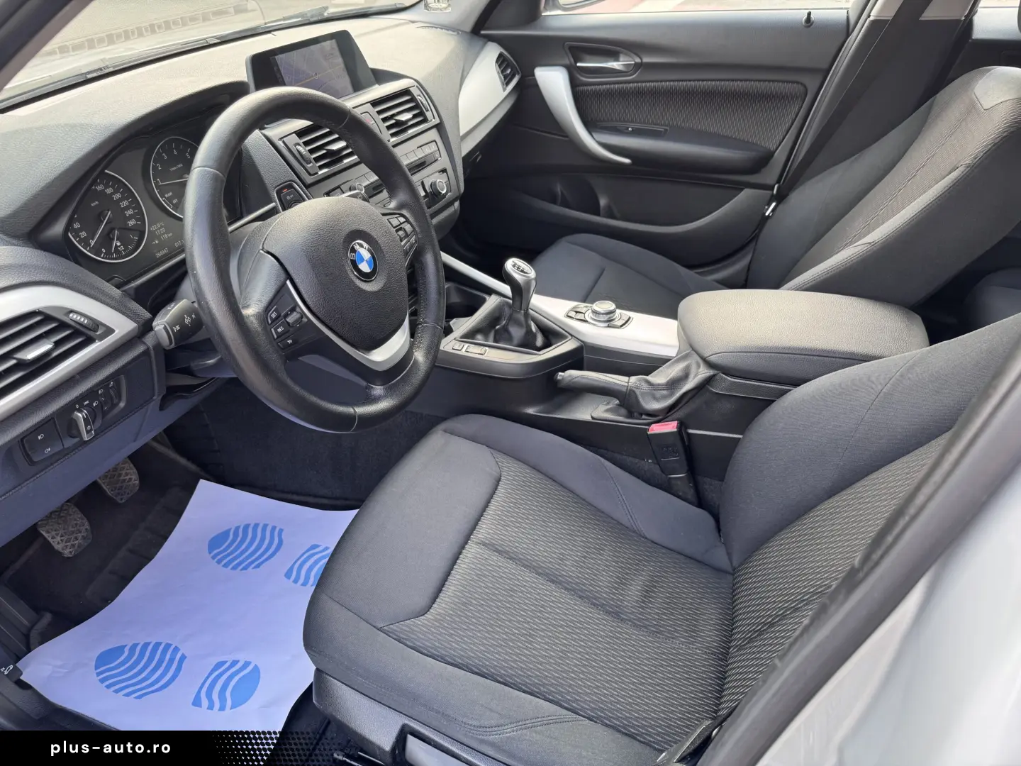 BMW Seria 1   Bi-Xenon   2013