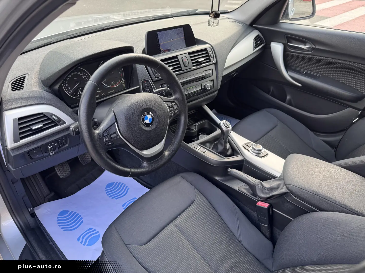 BMW Seria 1   Bi-Xenon   2013