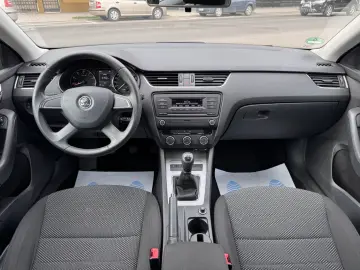 Skoda Octavia   2013   Benzină