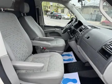 VW Transporter   2010   2 0 D  Euro 5