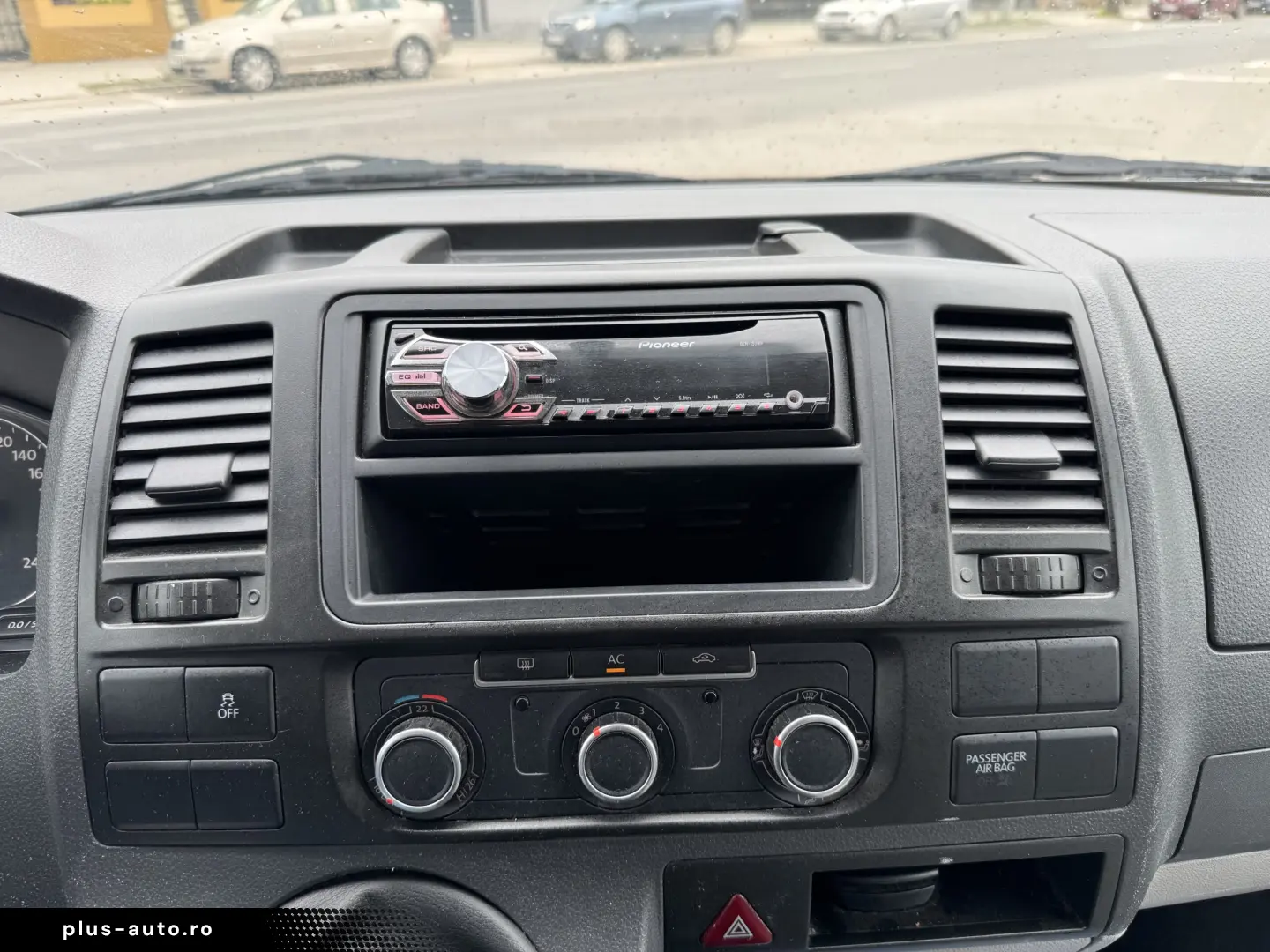 VW Transporter   2010   2 0 D  Euro 5