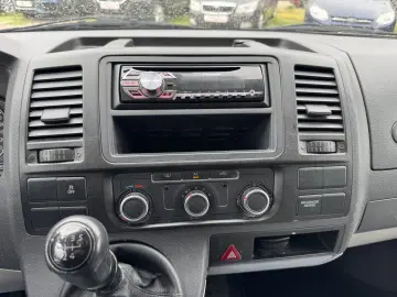 VW Transporter   2010   2 0 D  Euro 5