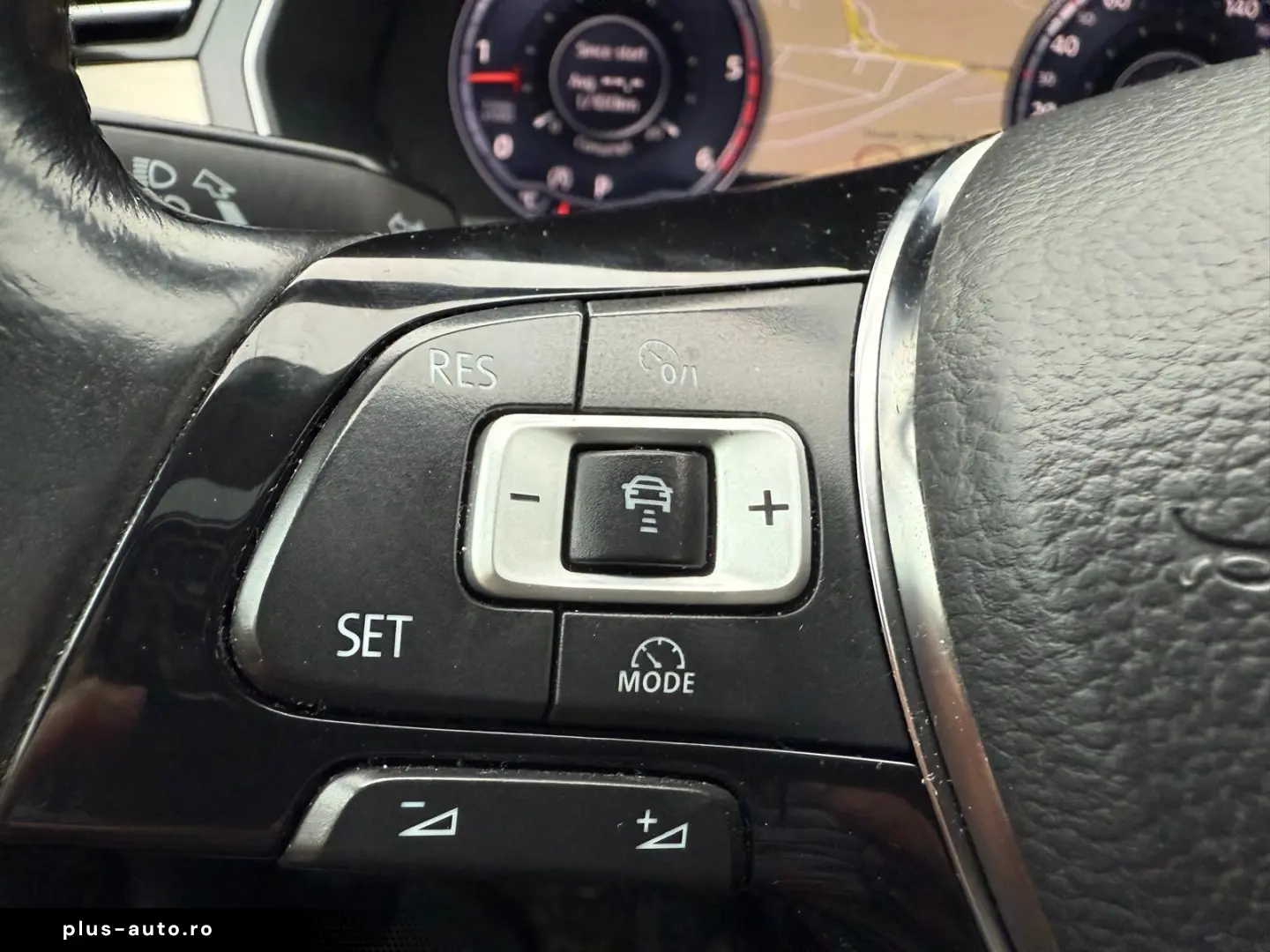 VW Passat   Cutie Automată  An 2015