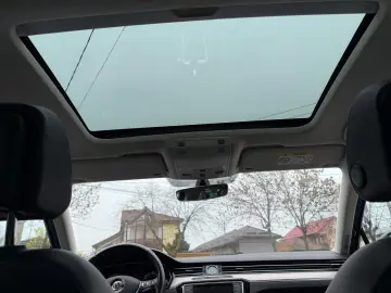 VW Passat   Cutie Automată  An 2015