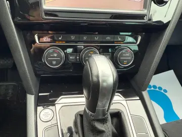 VW Passat   Cutie Automată  An 2015