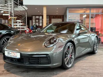 PORSCHE 992 911 Carrera 4S ACC Pano Bose Sport-Abgas 1HD