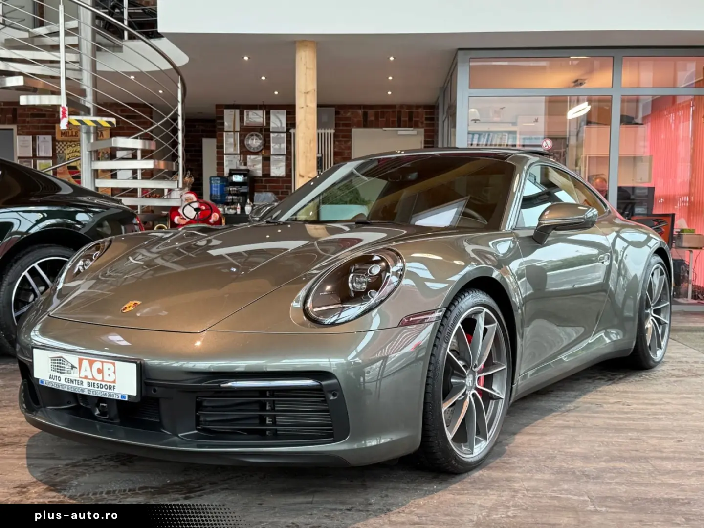 PORSCHE 992 911 Carrera 4S ACC Pano Bose Sport-Abgas 1HD