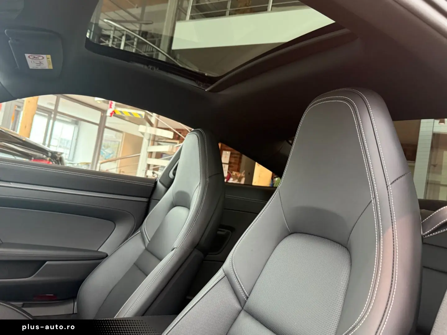 PORSCHE 992 911 Carrera 4S ACC Pano Bose Sport-Abgas 1HD