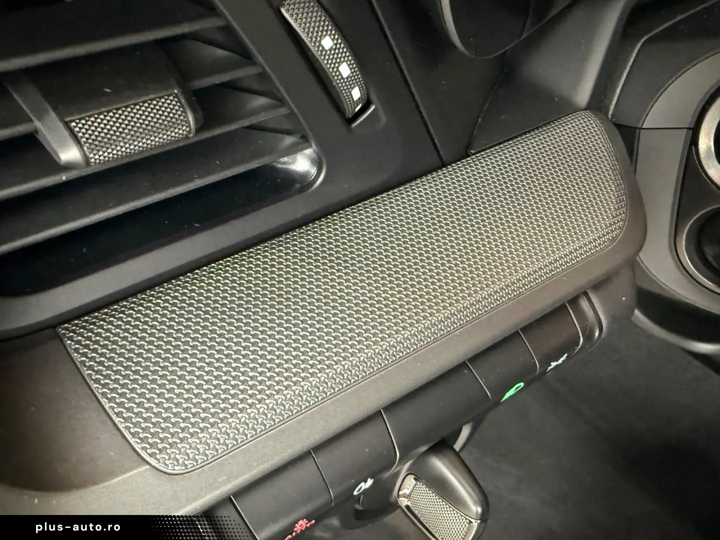 PORSCHE 992 911 Carrera 4S ACC Pano Bose Sport-Abgas 1HD