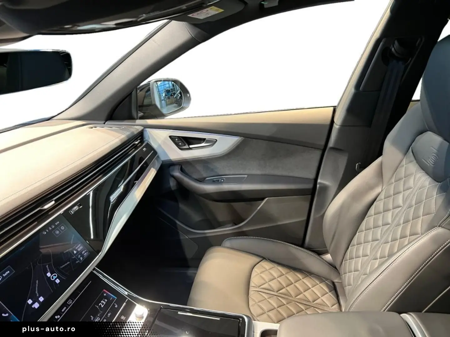 AUDI Q8 50 3.0 TDI quattro Fahrassist AHK Pano SHD