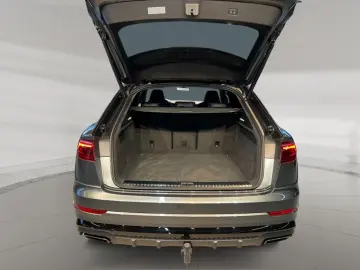 AUDI Q8 50 3.0 TDI quattro Fahrassist AHK Pano SHD