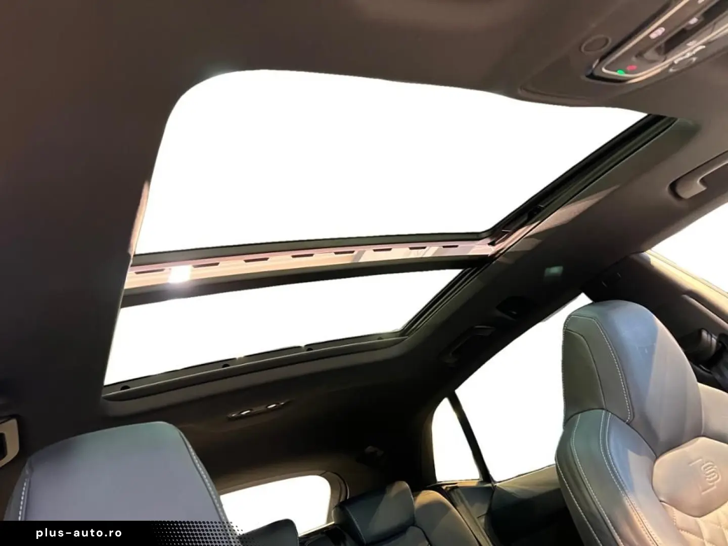 AUDI Q8 50 3.0 TDI quattro Fahrassist AHK Pano SHD