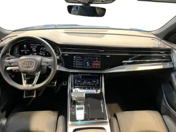 AUDI Q8 50 3.0 TDI quattro Fahrassist AHK Pano SHD