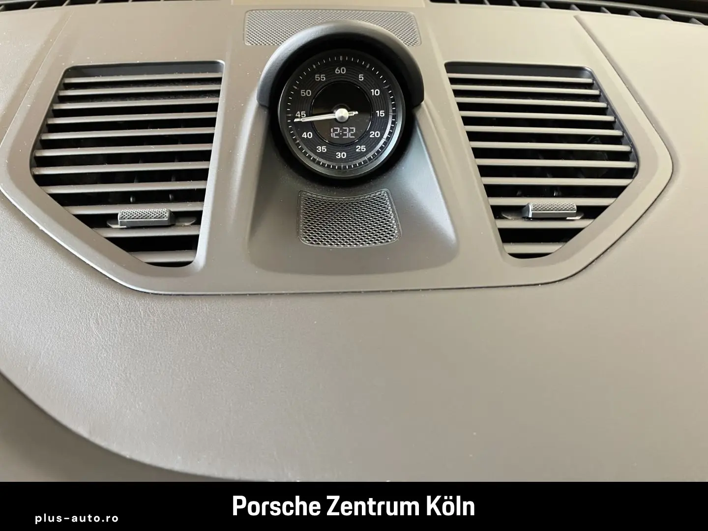 PORSCHE 992 911 Targa 4S Sportabgasanlage BOSE 21-Zoll