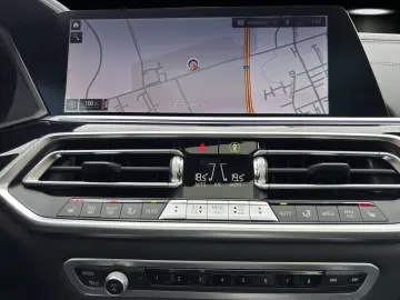 BMW X6 xDrive 30d xLine PANO-DA. AHK LASER HUD 360