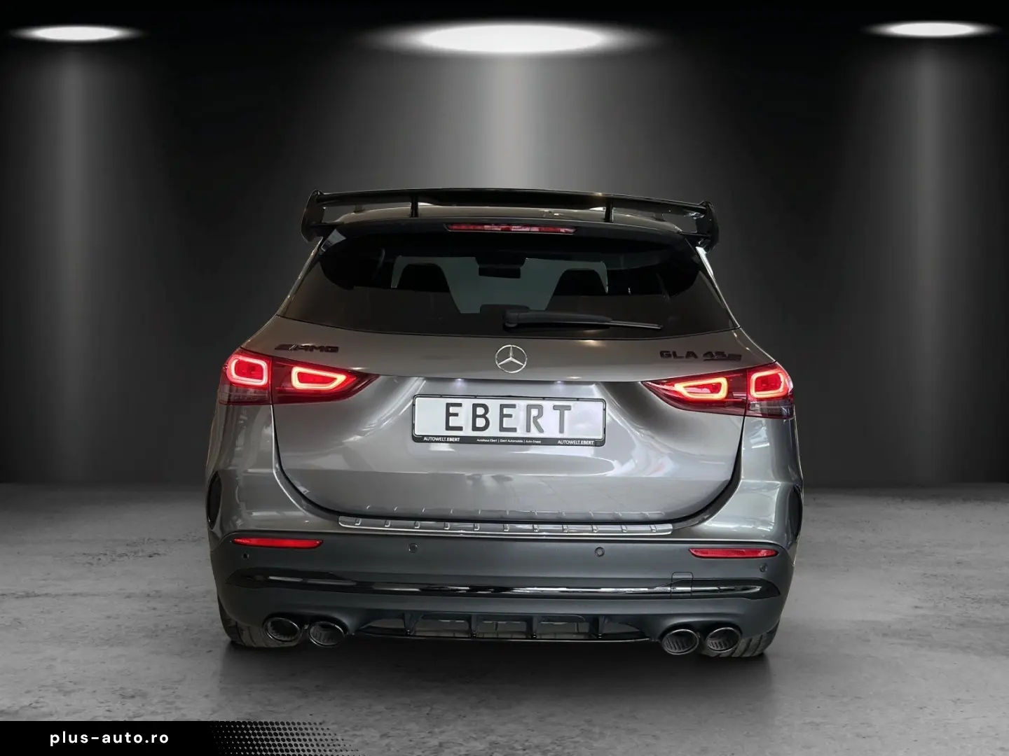 MERCEDES-BENZ GLA 45 S AMG Perf.Sitze DISTRO Massage&hellip;