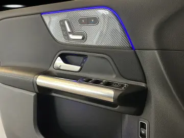 MERCEDES-BENZ GLA 45 S AMG Perf.Sitze DISTRO Massage&hellip;