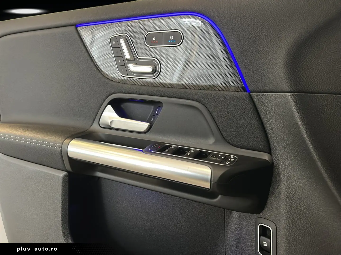 MERCEDES-BENZ GLA 45 S AMG Perf.Sitze DISTRO Massage&hellip;