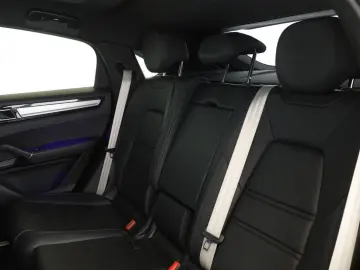 PORSCHE Cayenne Coupé E-Hybrid Platinum Edition Inno AHK