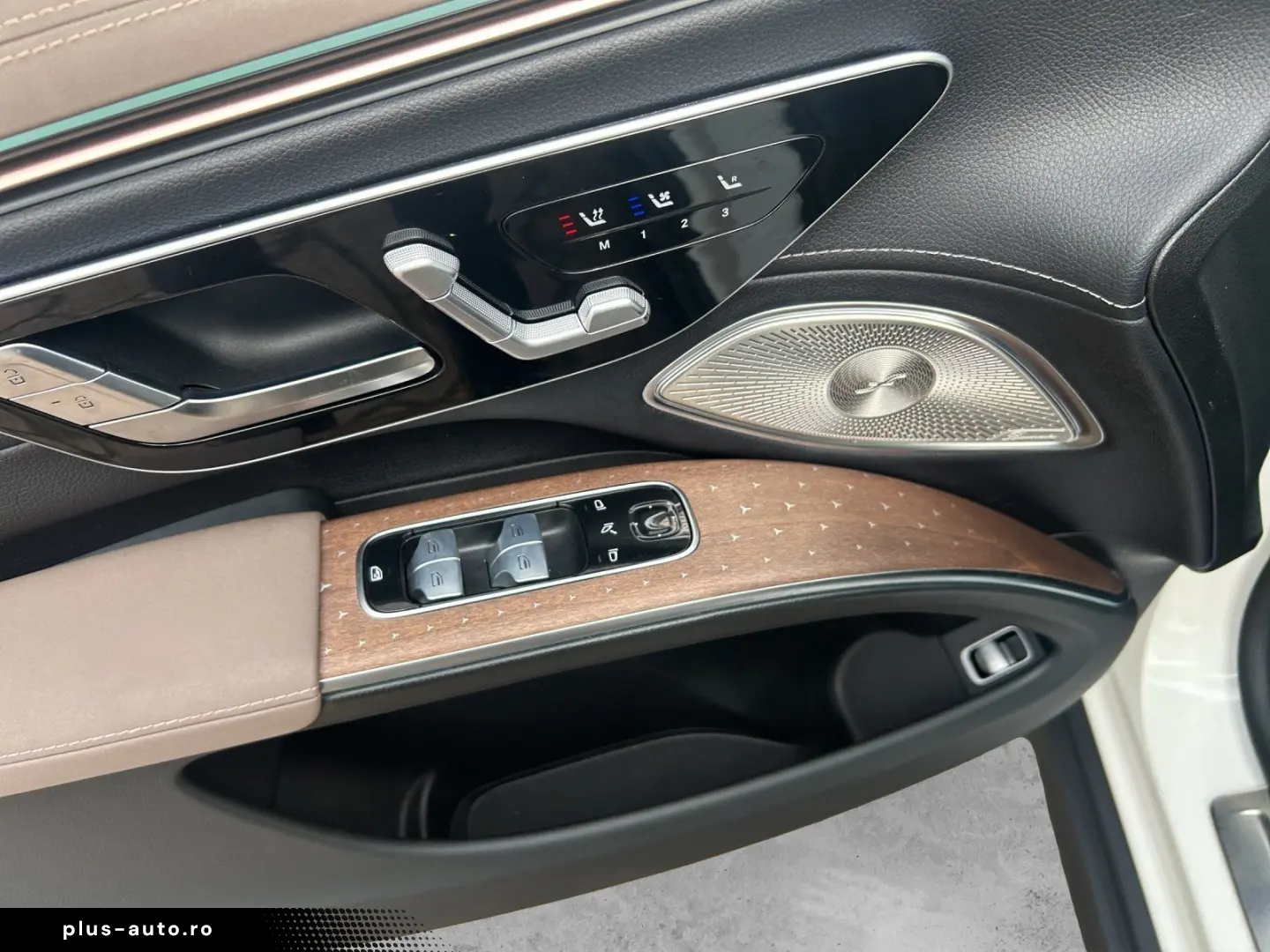 MERCEDES-BENZ EQS 450  SUV Premium HYPER Massage DIS&hellip;