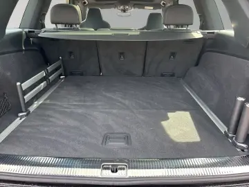 AUDI SQ7 4 0 TFSI qu Matrix AHK Standhzg. B&O HuD Pan