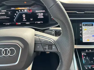 AUDI SQ7 4 0 TFSI qu Matrix AHK Standhzg. B&O HuD Pan