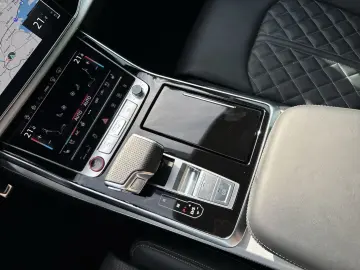 AUDI SQ7 4 0 TFSI qu Matrix AHK Standhzg. B&O HuD Pan