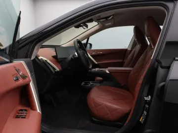 BMW iX xD50 360 H K DAB ACC SoftCl Komfort 21Zoll