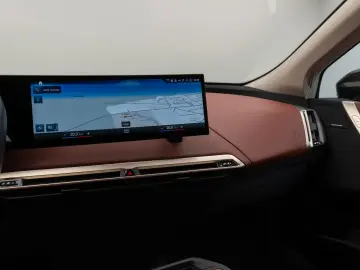 BMW iX xD50 360 H K DAB ACC SoftCl Komfort 21Zoll