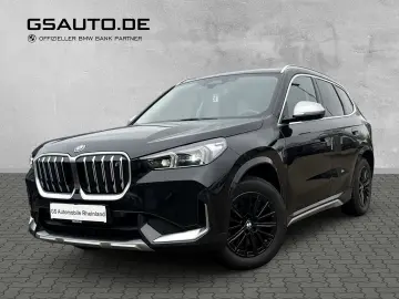 BMW iX1 xDrive30 PANO ACC 360 LederSportstz HUD H&K