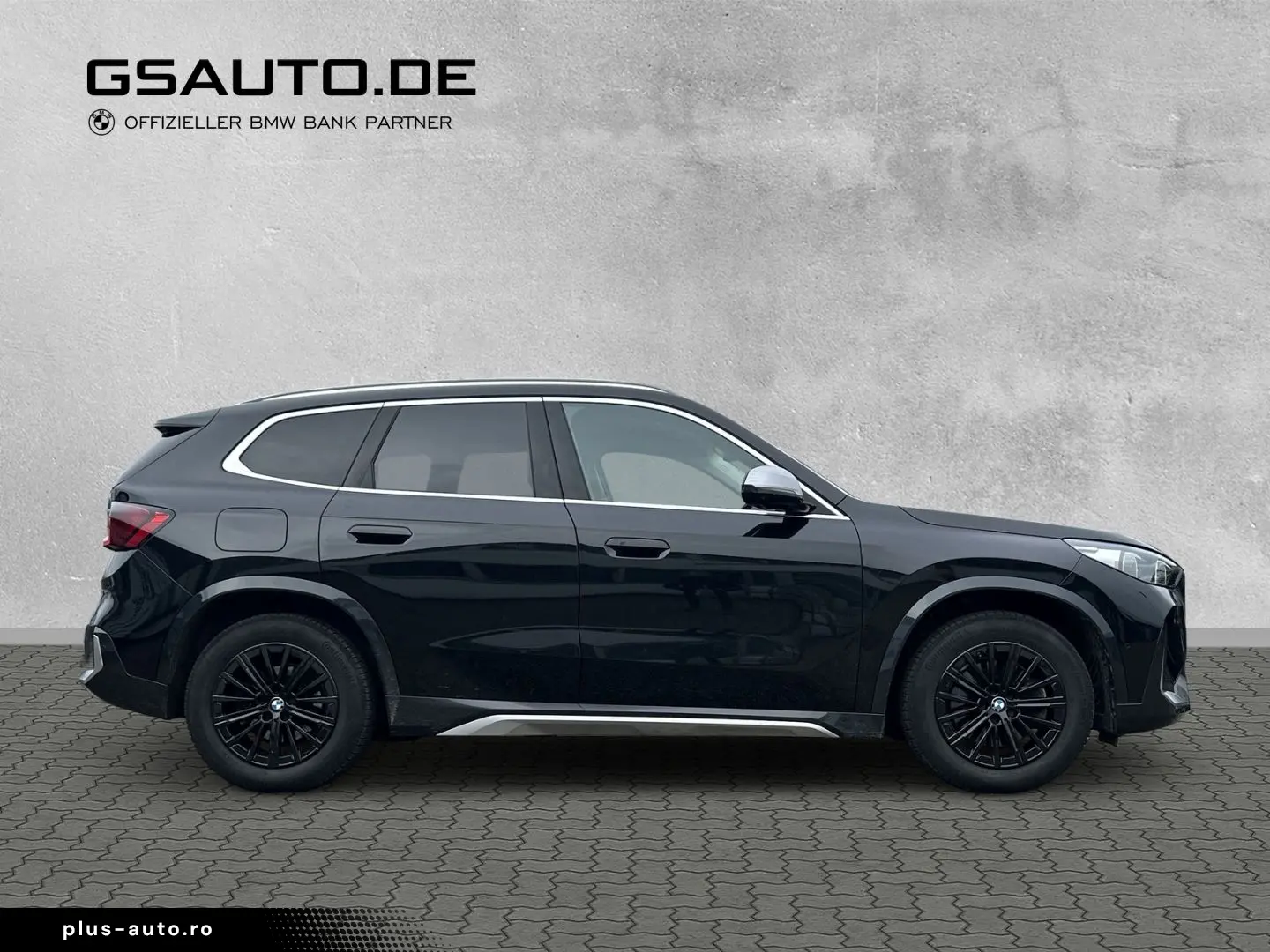 BMW iX1 xDrive30 PANO ACC 360 LederSportstz HUD H&K