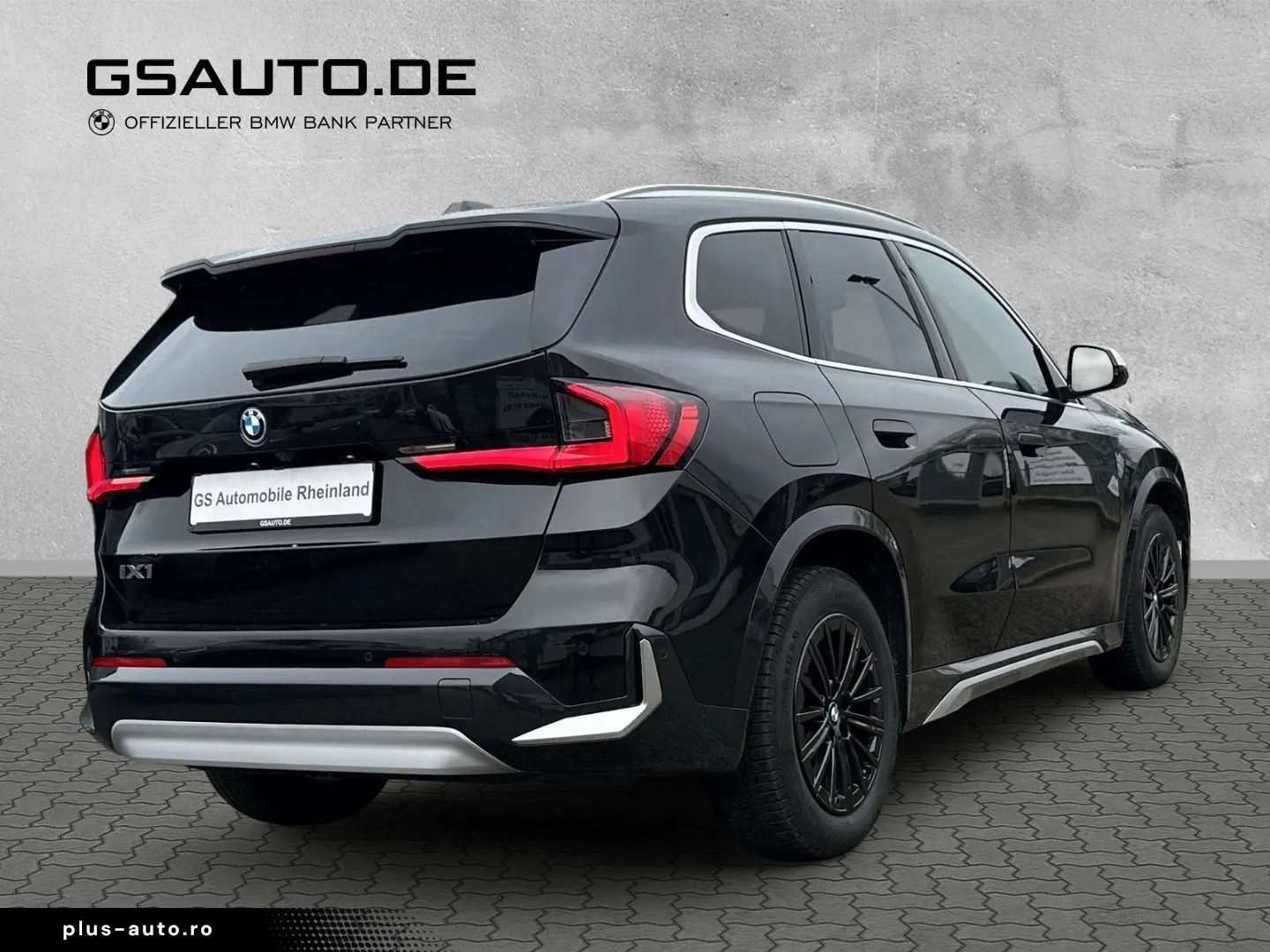 BMW iX1 xDrive30 PANO ACC 360 LederSportstz HUD H&K