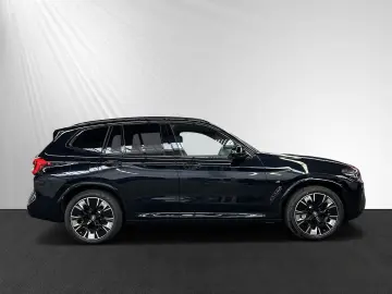 BMW iX3 M Sport Harman Kardon Panorama AHK Head-Up