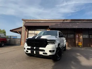DODGE V8 OFFROAD LIFT BÜGEL LED 4X4 NAVI AHK GARANTIE
