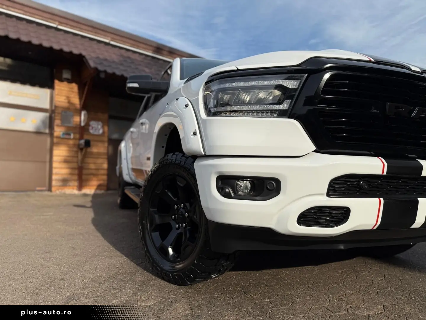 DODGE V8 OFFROAD LIFT BÜGEL LED 4X4 NAVI AHK GARANTIE