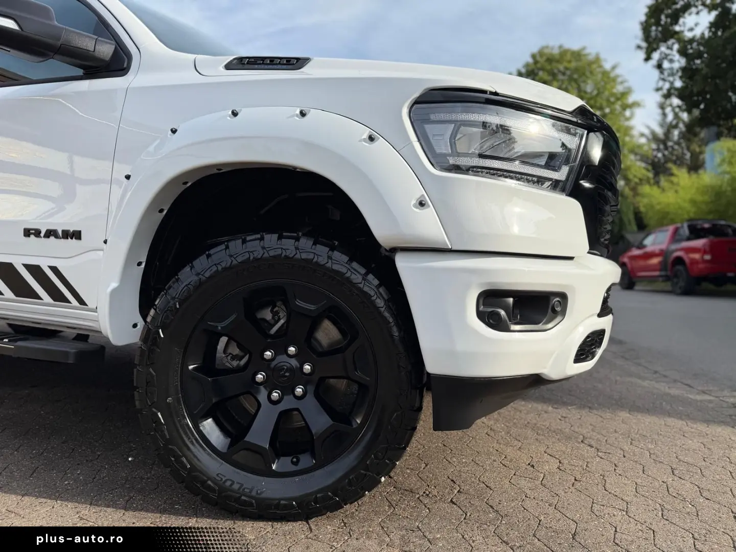 DODGE V8 OFFROAD LIFT BÜGEL LED 4X4 NAVI AHK GARANTIE
