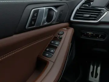 BMW X5 xD30d M Sport Kamera HUD DAB HiFi AHK Alarm