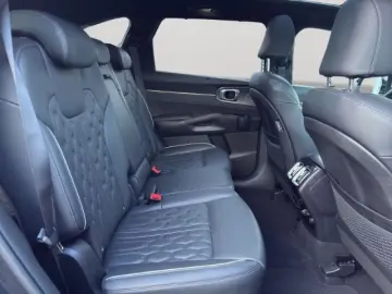 KIA Sorento 4WD 2.2 CRDi Spirit Premium NAVI LEDER L