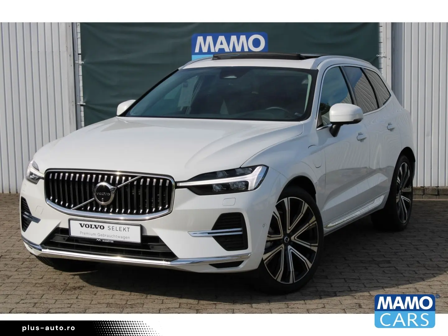 VOLVO XC60 T8 AWD Plus Bright Recharge 360CAM ACC PANO