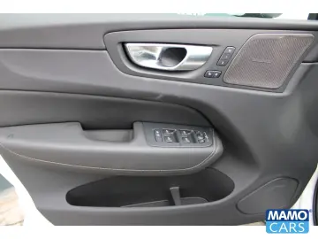 VOLVO XC60 T8 AWD Plus Bright Recharge 360CAM ACC PANO