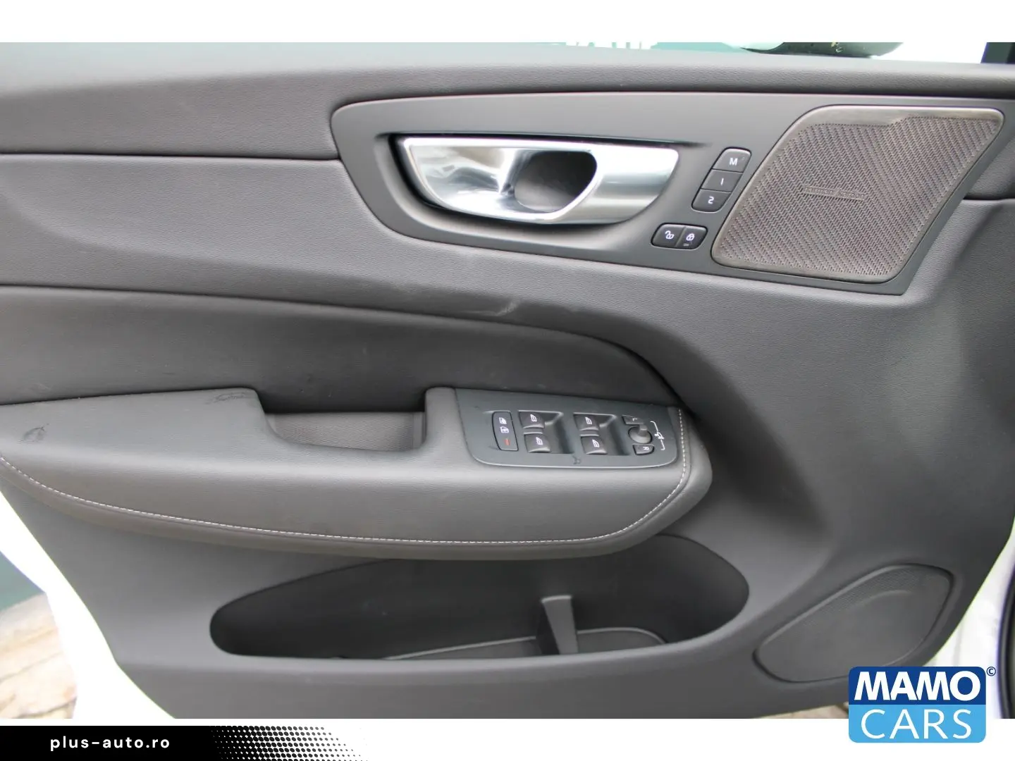 VOLVO XC60 T8 AWD Plus Bright Recharge 360CAM ACC PANO