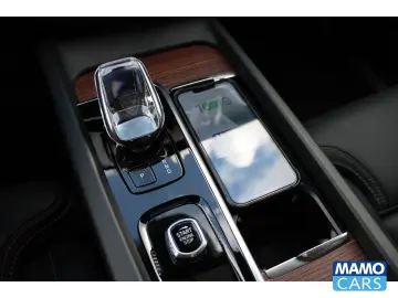 VOLVO XC60 T8 AWD Plus Bright Recharge 360CAM ACC PANO